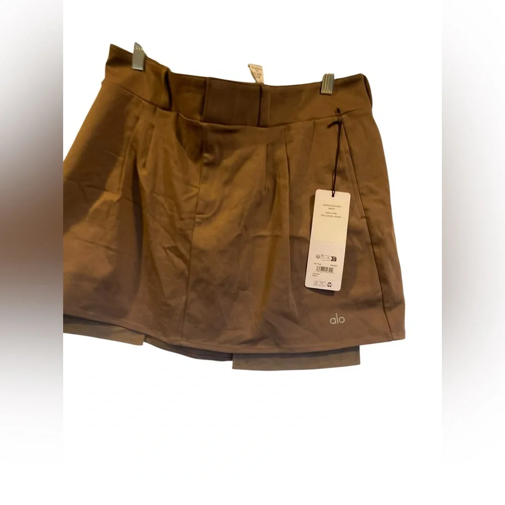 NWT Alo Yoga good days mini skirt MUSHROOM Size L